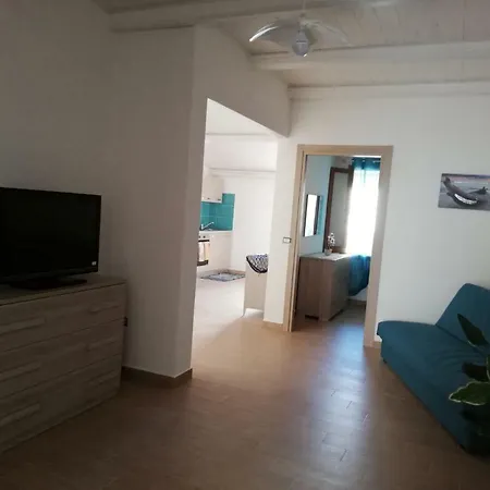 Holiday home Il Quarzo *